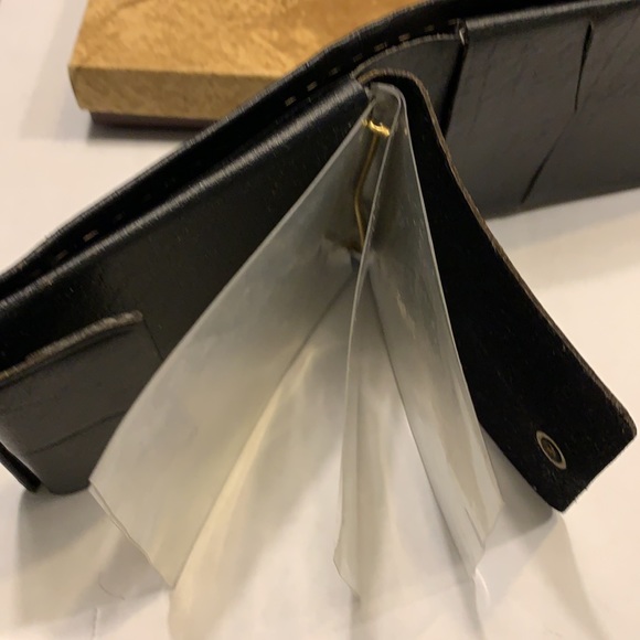 SALE!!! Winfield Classic  vintage Leather wallet bifold.  3 - Picture 3 of 13